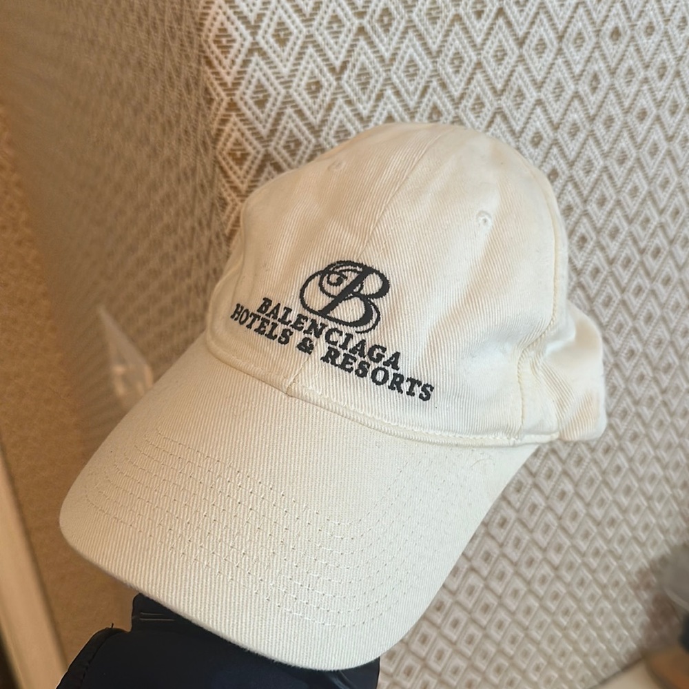 Balenciaga Resort Cap